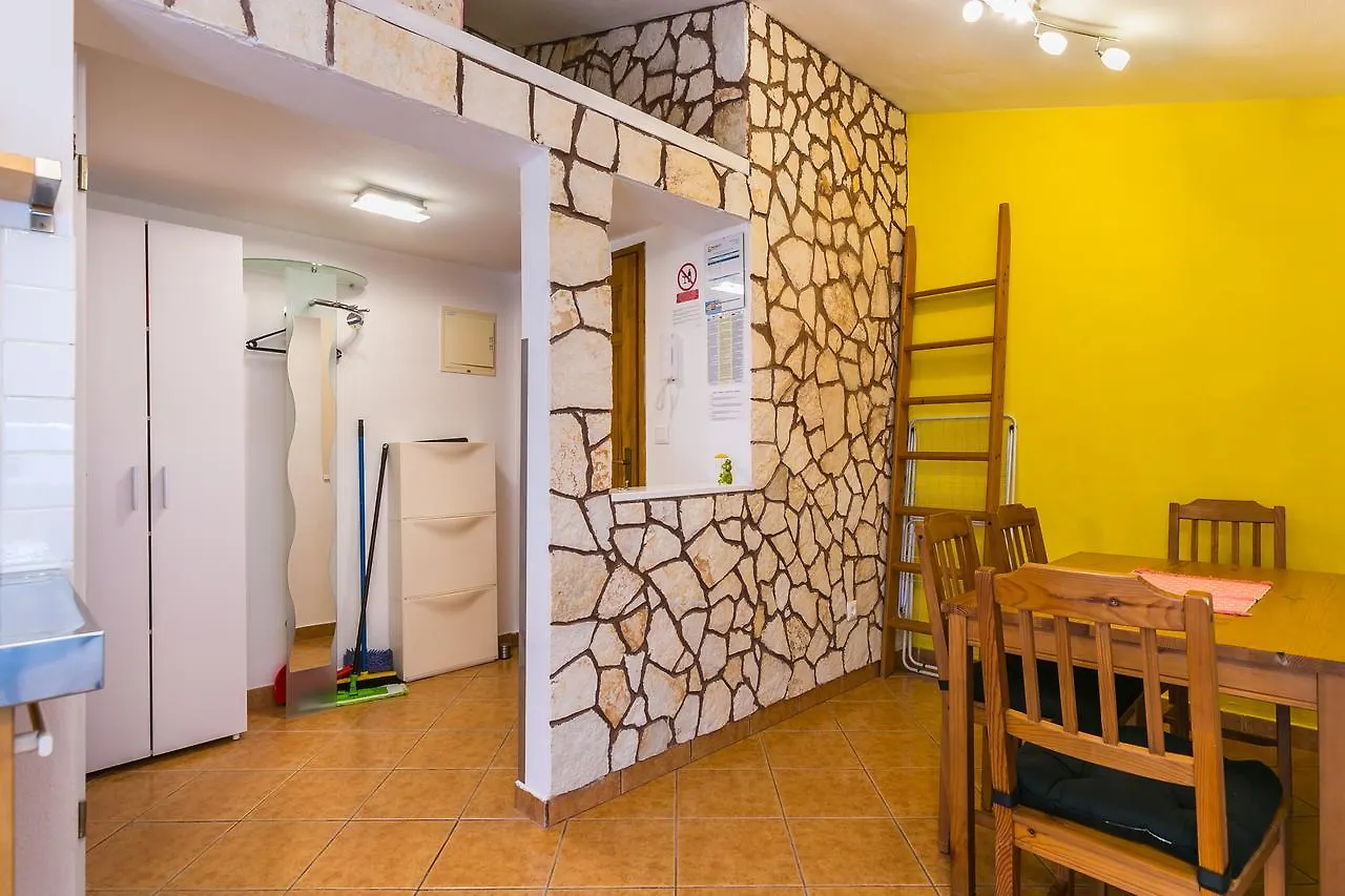 Apartment Kapovica Medulin 0*,  Hırvatistan